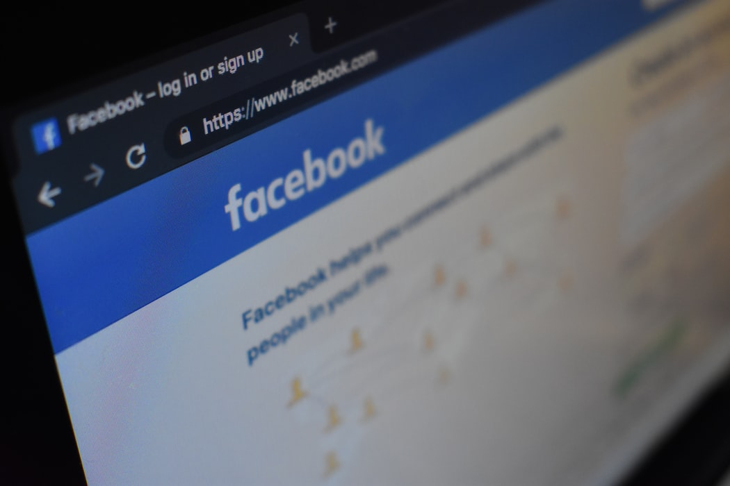 Facebook, măsuri împotriva reclamelor înșelătoare: a intentat proces