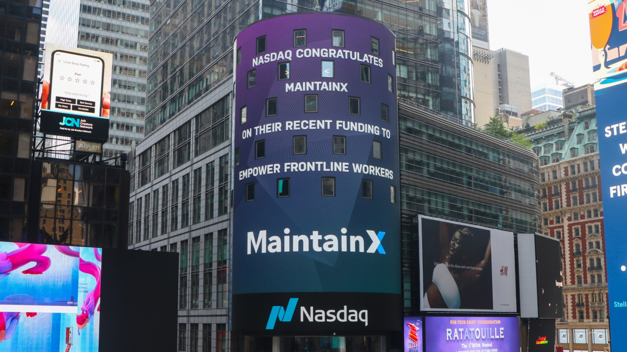 MaintainX, cofondat de un român, 39 de mil. $, inclusiv de la Daniel Dines