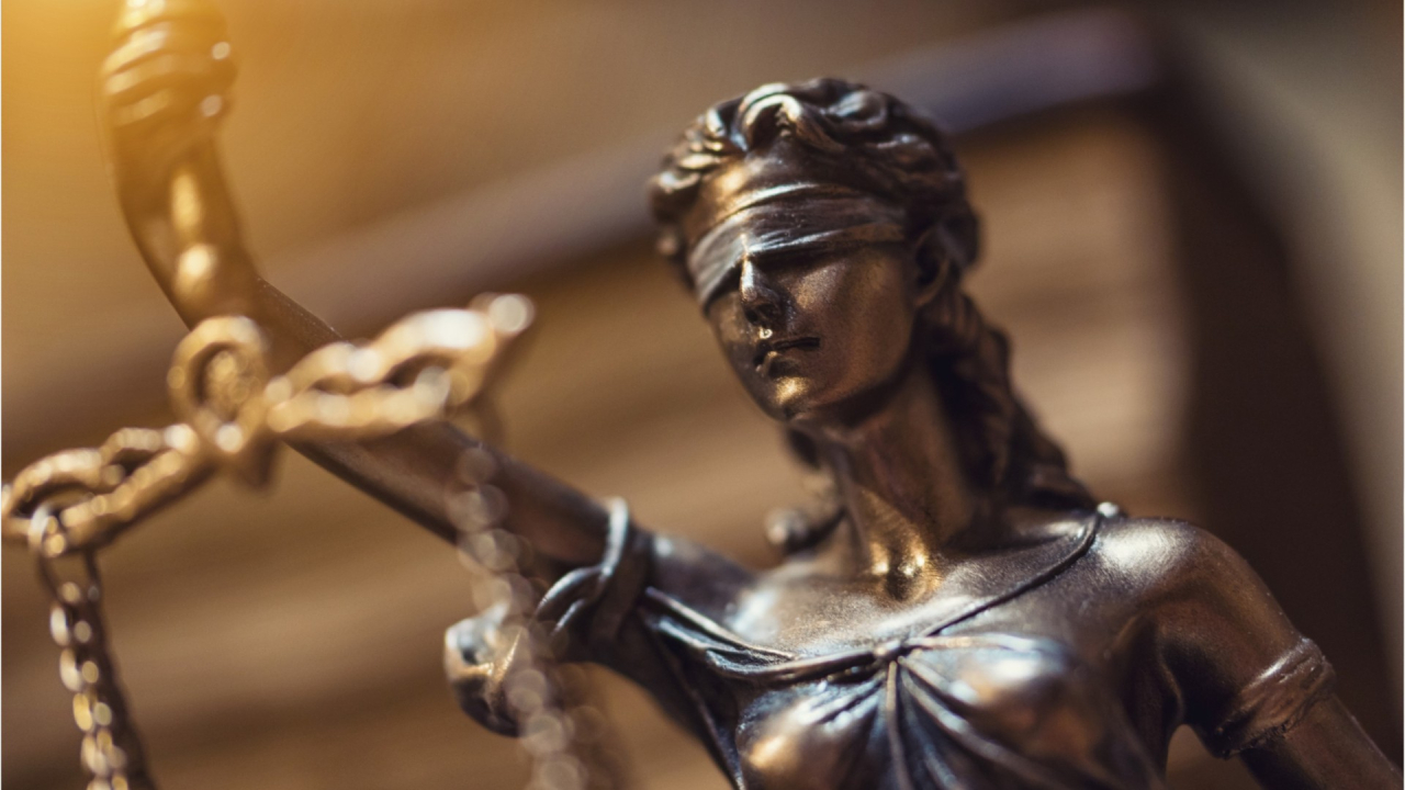 Când trebuie să apelezi la un avocat specializat în executări silite