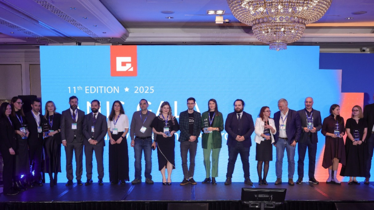 Startup-ul Bright Spaces câștigă premiul Compania de Software a Anului la ANIS Summit