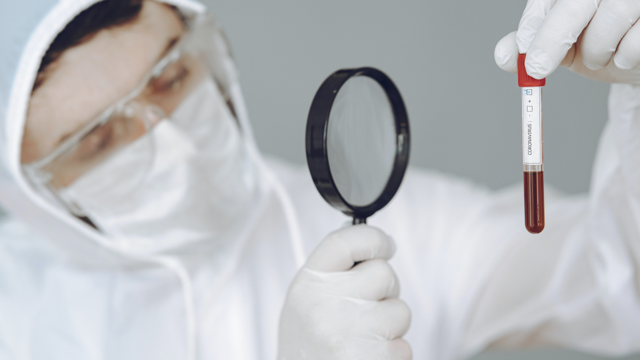 Clinica Trident introduce testarea Covid 19 pentru angajați și pacienți