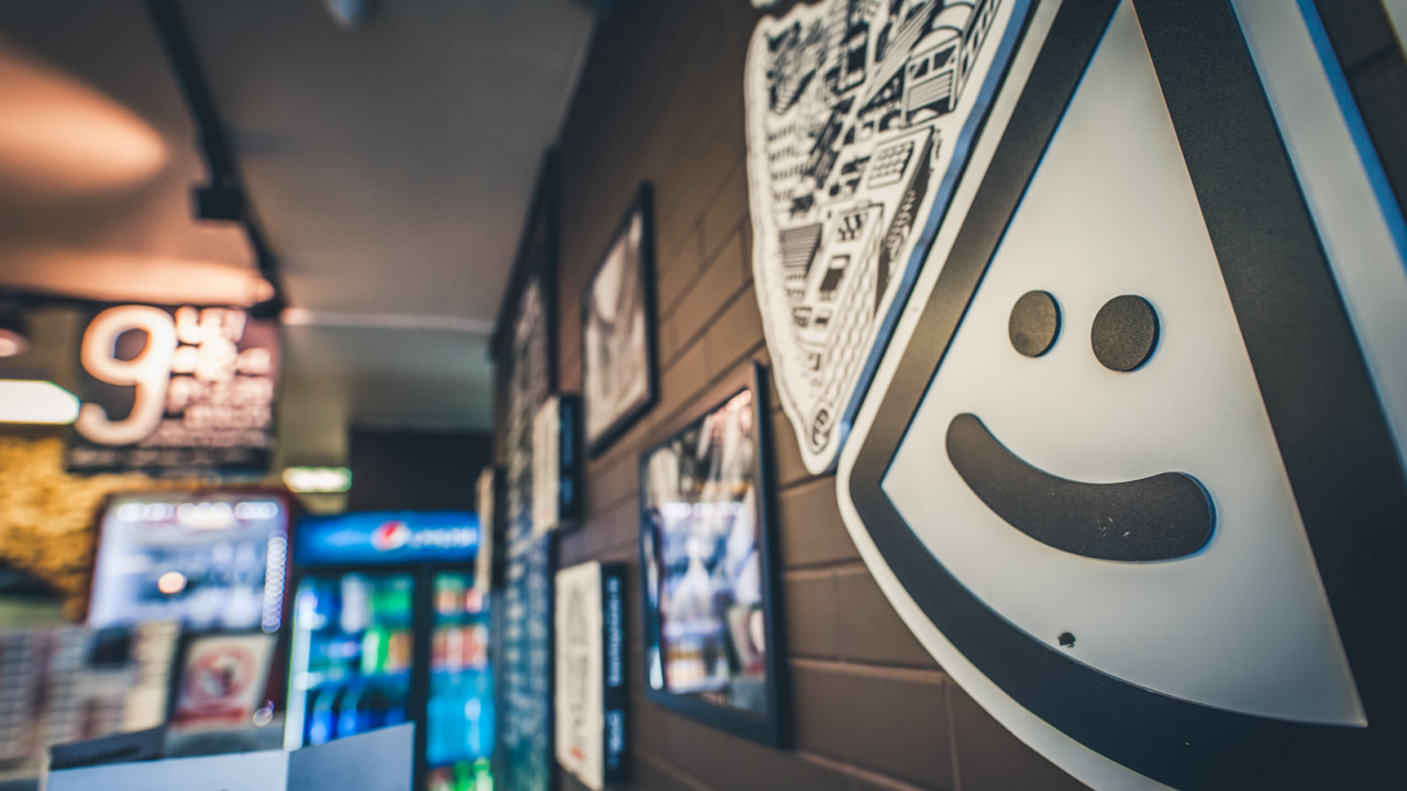 Mergem Mai Departe | Trenta Pizza: adaptare, optimizare și 1.000 de pizza donate