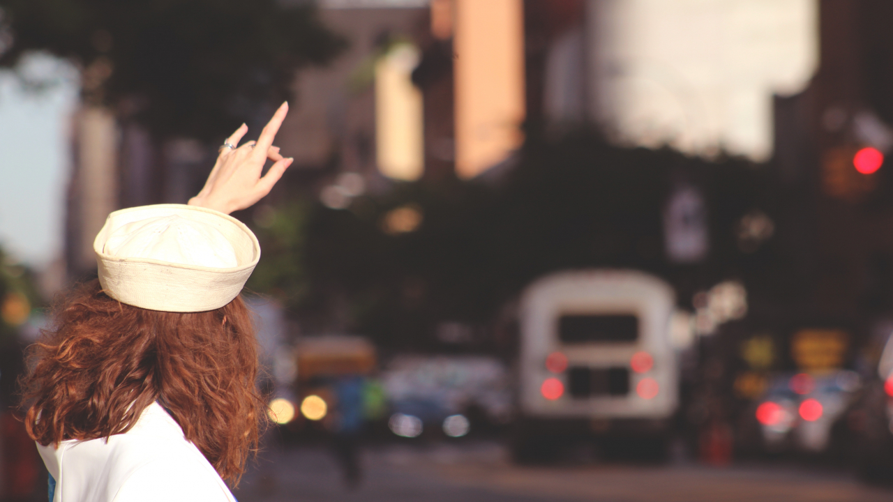 București: măsuri anti-ridesharing și contra aplicațiilor de taxi