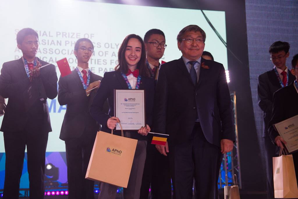 Elevii români, rezultate excepționale la Olimpiada Asiatică de Fizică