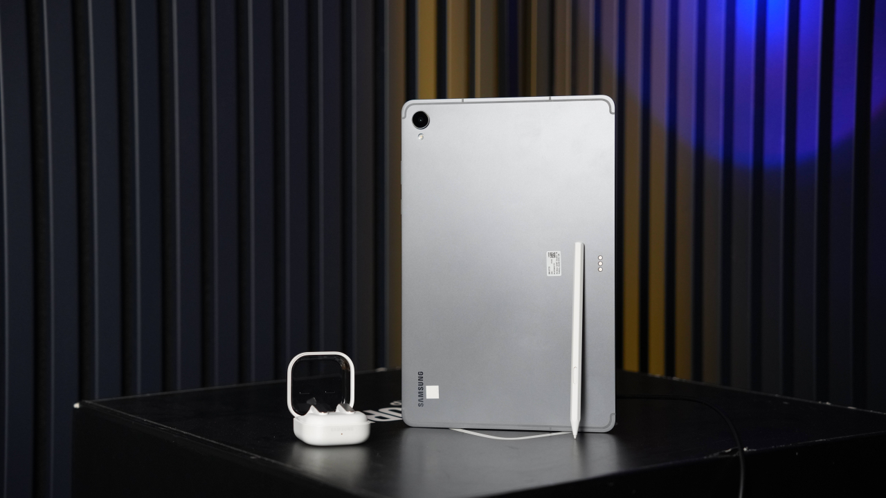 Samsung Galaxy Tab S11, S Pen și Samsung Galaxy Buds4