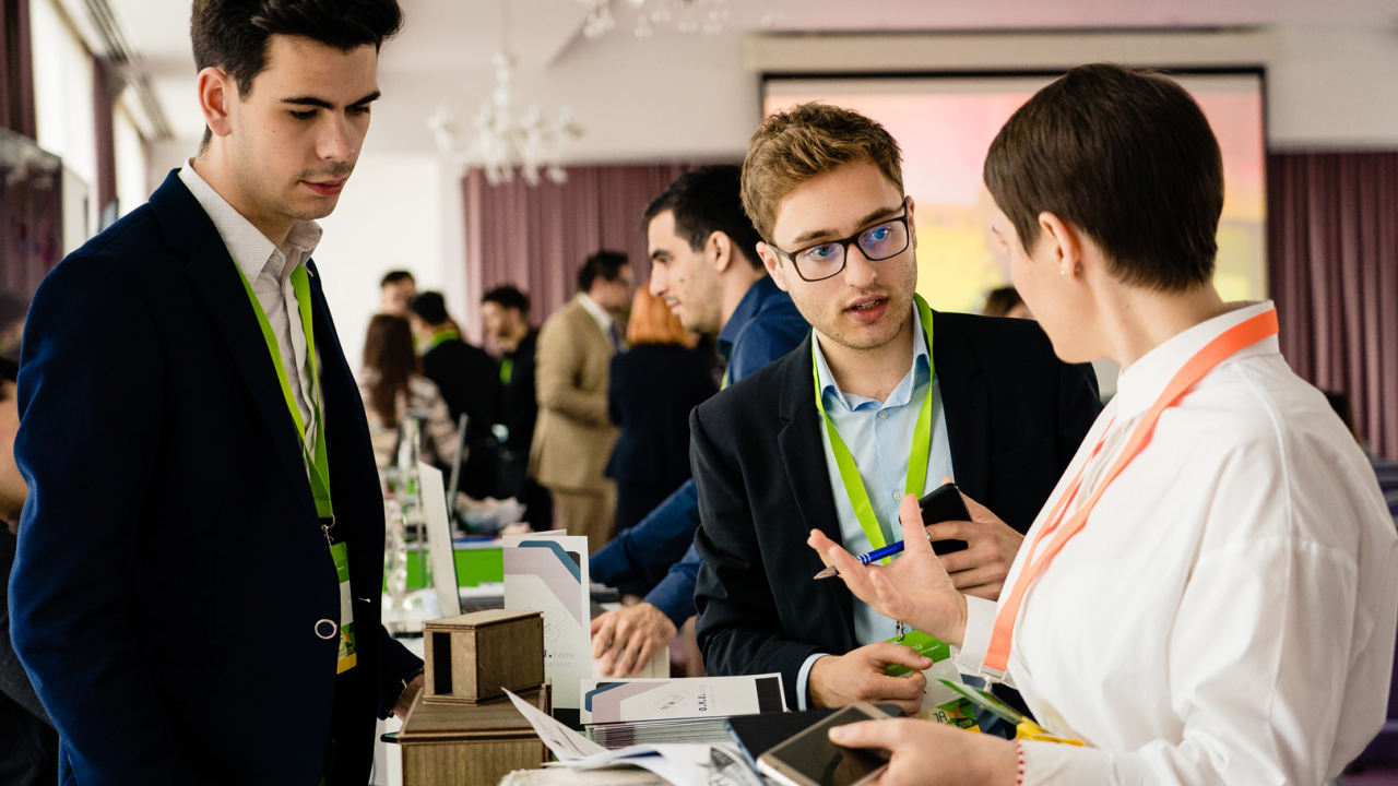 Cei mai buni elevi și studenți antreprenori din România