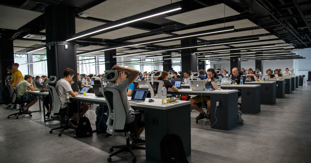 Salarii In 2019 Topul Angajatorilor Care Plătesc Cel Mai Bine