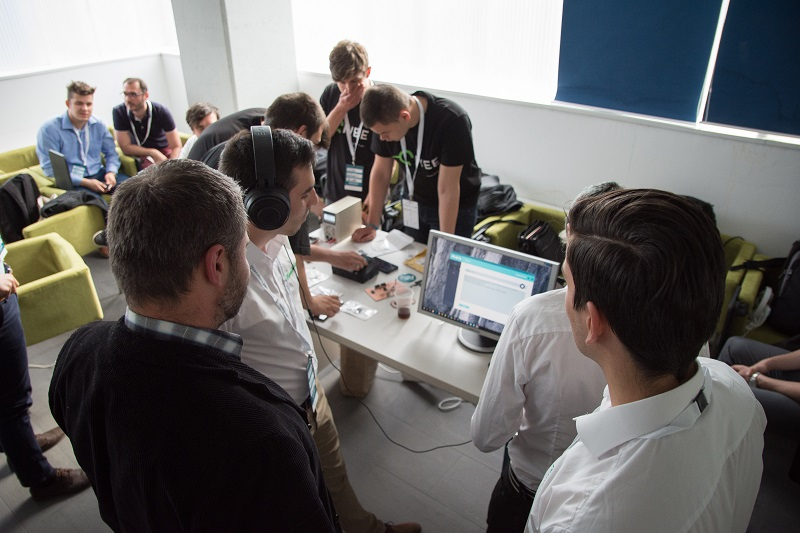 Echipele din Iași și Timișoara la Innovation Labs Demo Day București