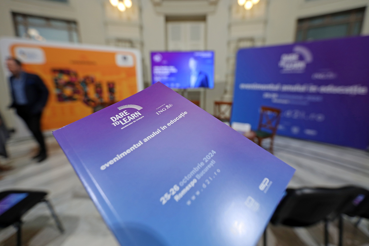 Acceleratorul de învățare: profesorii discută cu lideri mondiali din educație