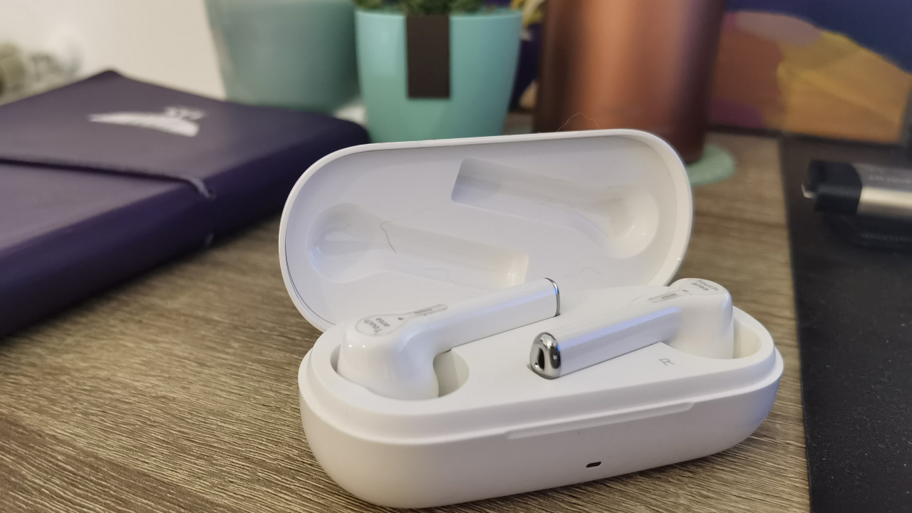 Review Huawei Freebuds 3i: Cele mai ieftine căști true wireless cu adevărat bune