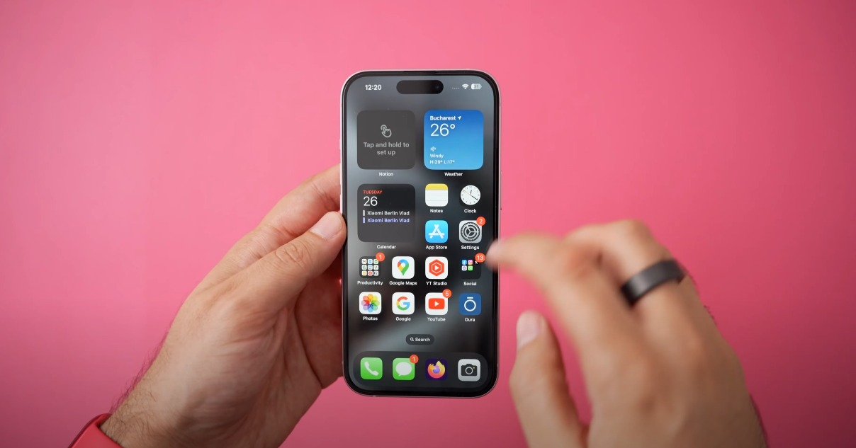 Filmul lui Radu Jude, filmat doar cu iPhone 15, a câștigat un mare premiu la Festivalul de Film de la Berlin