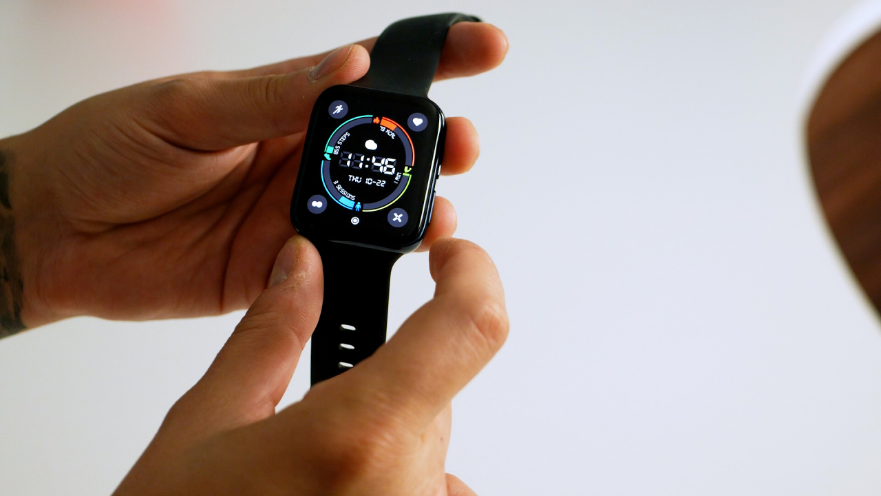 Jumătate dintre români folosesc smartphone-ul pentru monitorizarea sănătății