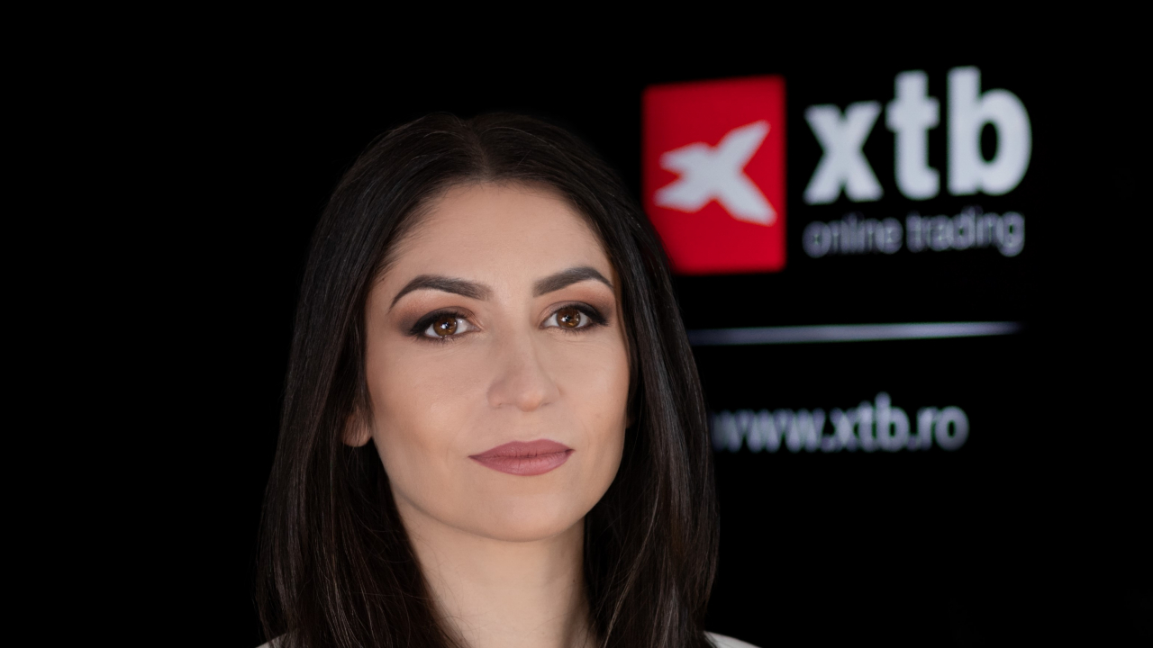 Românii au investit în pandemie: XTB România în 2020, triplare clienți și rulaje