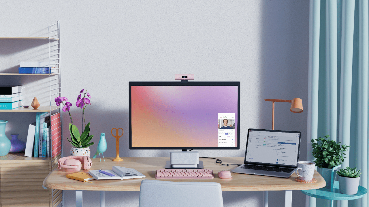Camere web Brio 500 și căști Zone Vibe de la Logitech create pentru lucrul hibrid