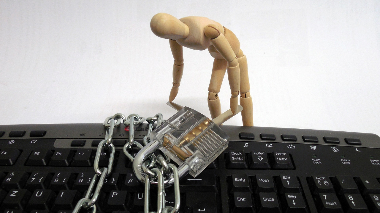 DarkHotel 2.0: Cum furi secrete de stat de la politicieni