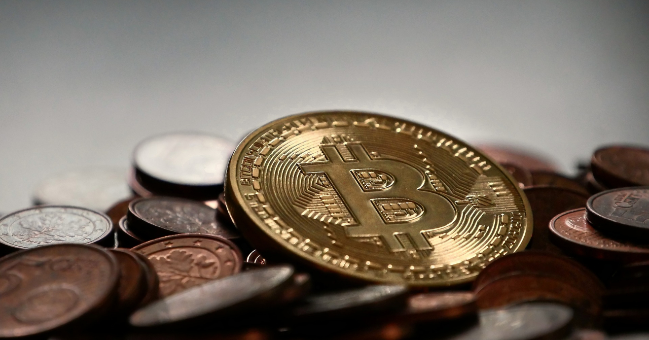 Un startup românesc a procesat 22 de milioane de euro din bitcoin
