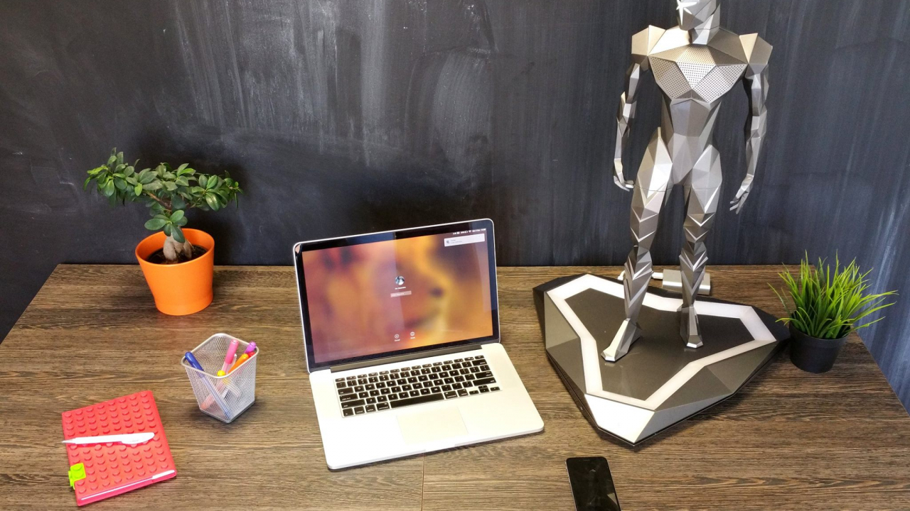 Supereroi gălăgioși: crowdfunding pentru românii de la K-Sound Heroes