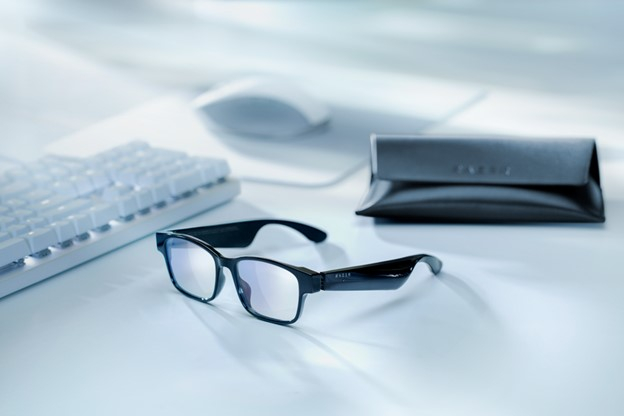 Razer Anzu, ochelari smart la care asculți muzică și ai lentile de protecție