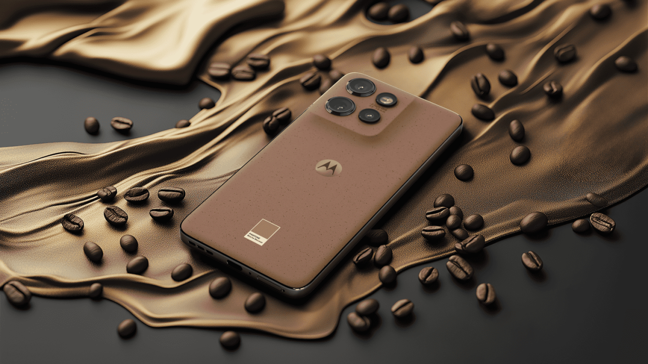 Motorola lansează două telefoane, în culoarea anului Pantone 2025, Mocha Mousse