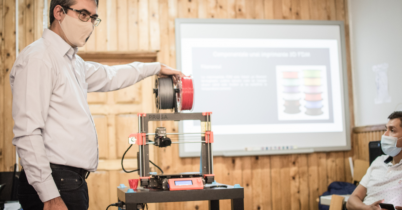 FabLab pentru tinerii din centre de detenție: educație altfel pentru reintegrare