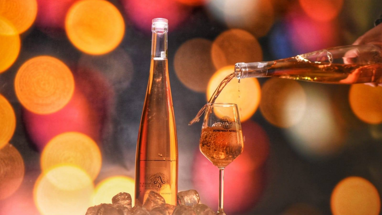 Crama Săptămânii | Domeniile Averești, posibil cea mai bună Busuioacă din țară