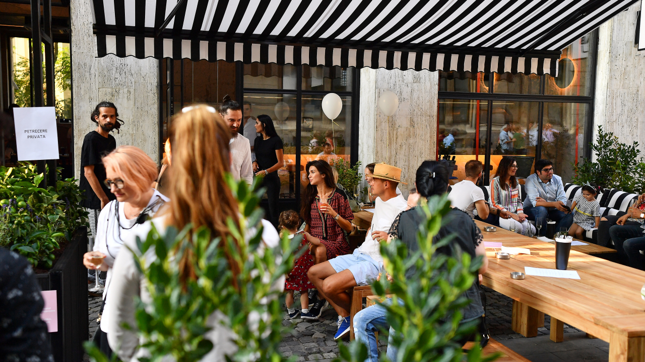 12 stele Michelin pentru un kebab în București. Povestea Le Bab