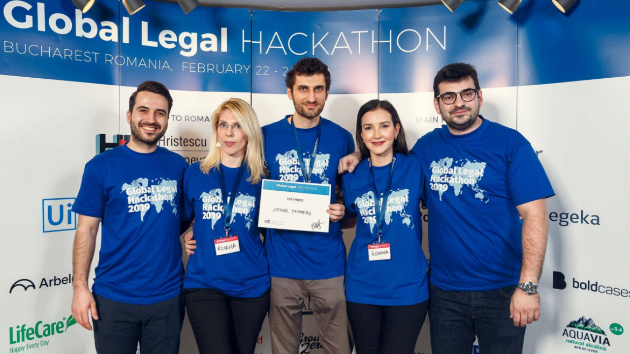 Ai pierdut actele în călătorie? Românii au creat robotul care te ajută