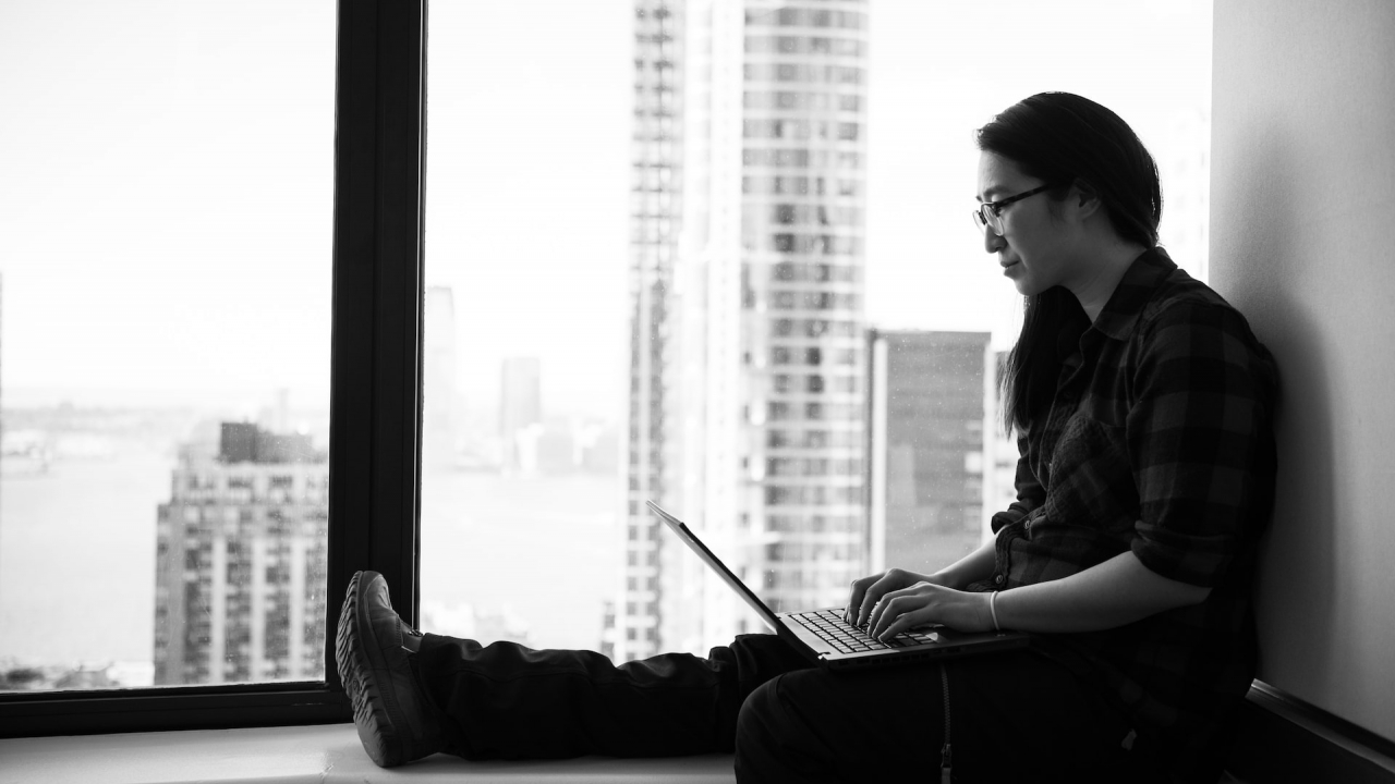 OTP Bank România, credit punte pentru finanțări în programul Femeia Manager 2022