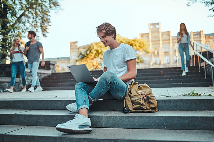 Laptopuri pentru școală și afaceri: Acer prezintă noi modele de Chromebook