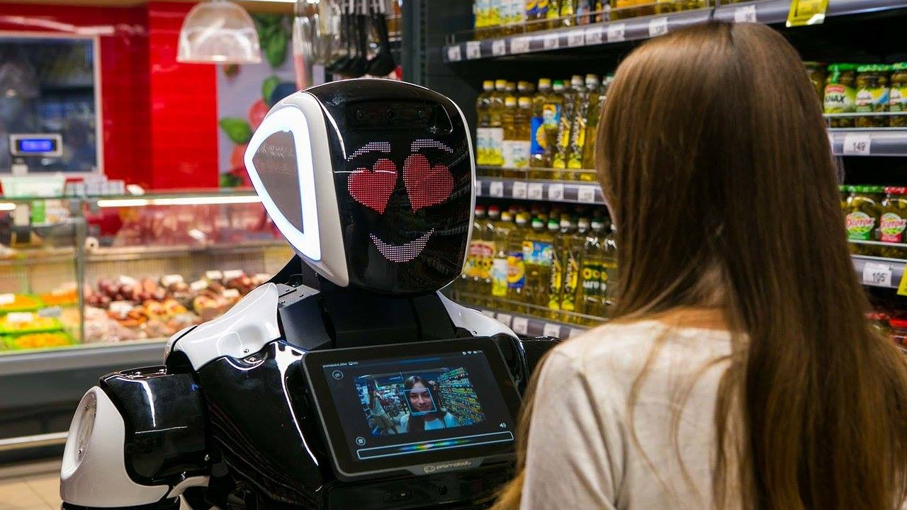 Românii care ”îmblânzesc” roboții - Bucharest Robots