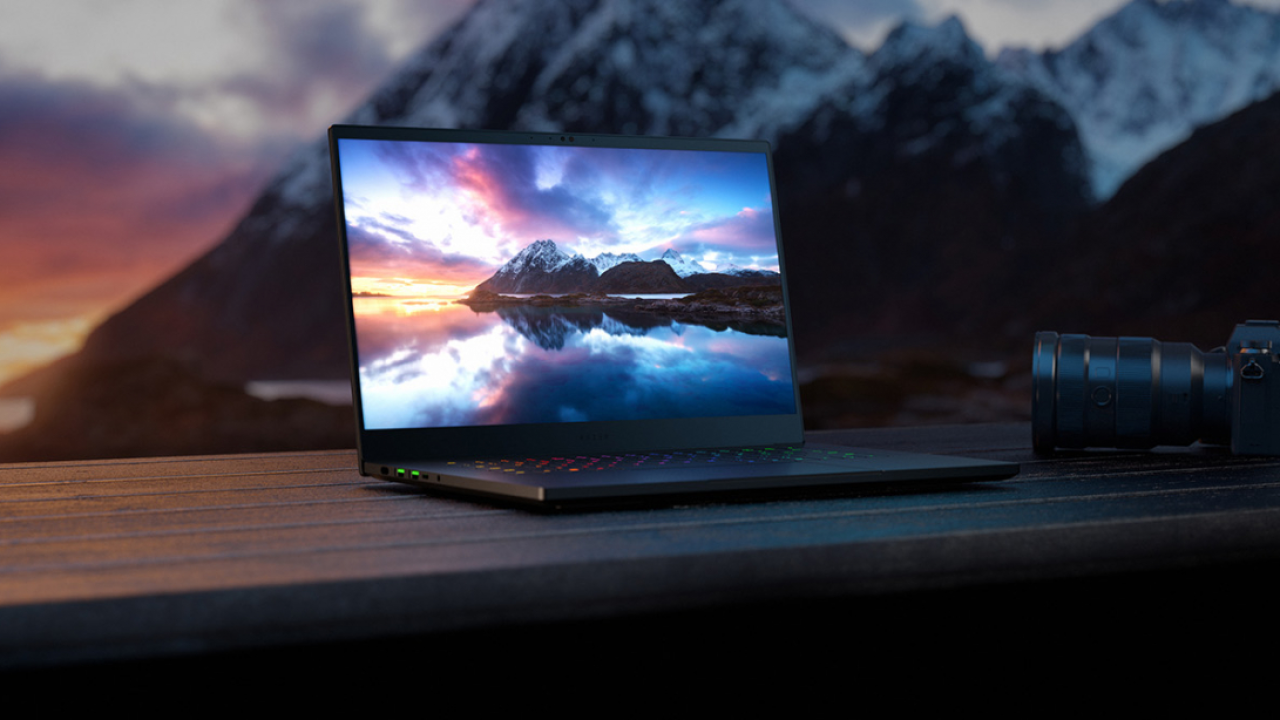 Razer Blade 15, primul laptop cu ecran OLED de 240 de Hz
