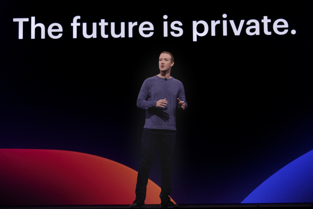 Facebook anunță schimbări majore: dating, criptare, business și design
