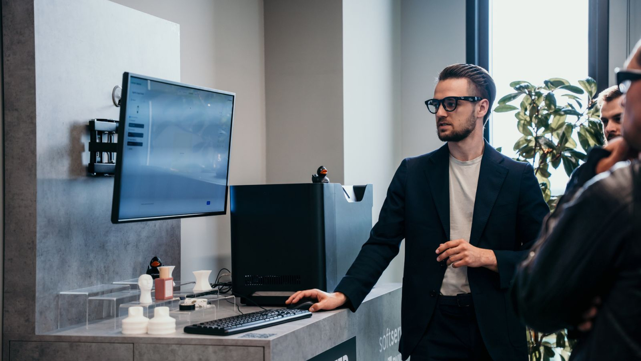 SoftServe: cum vor redefini agenții AI modul de lucru în companii în 2026