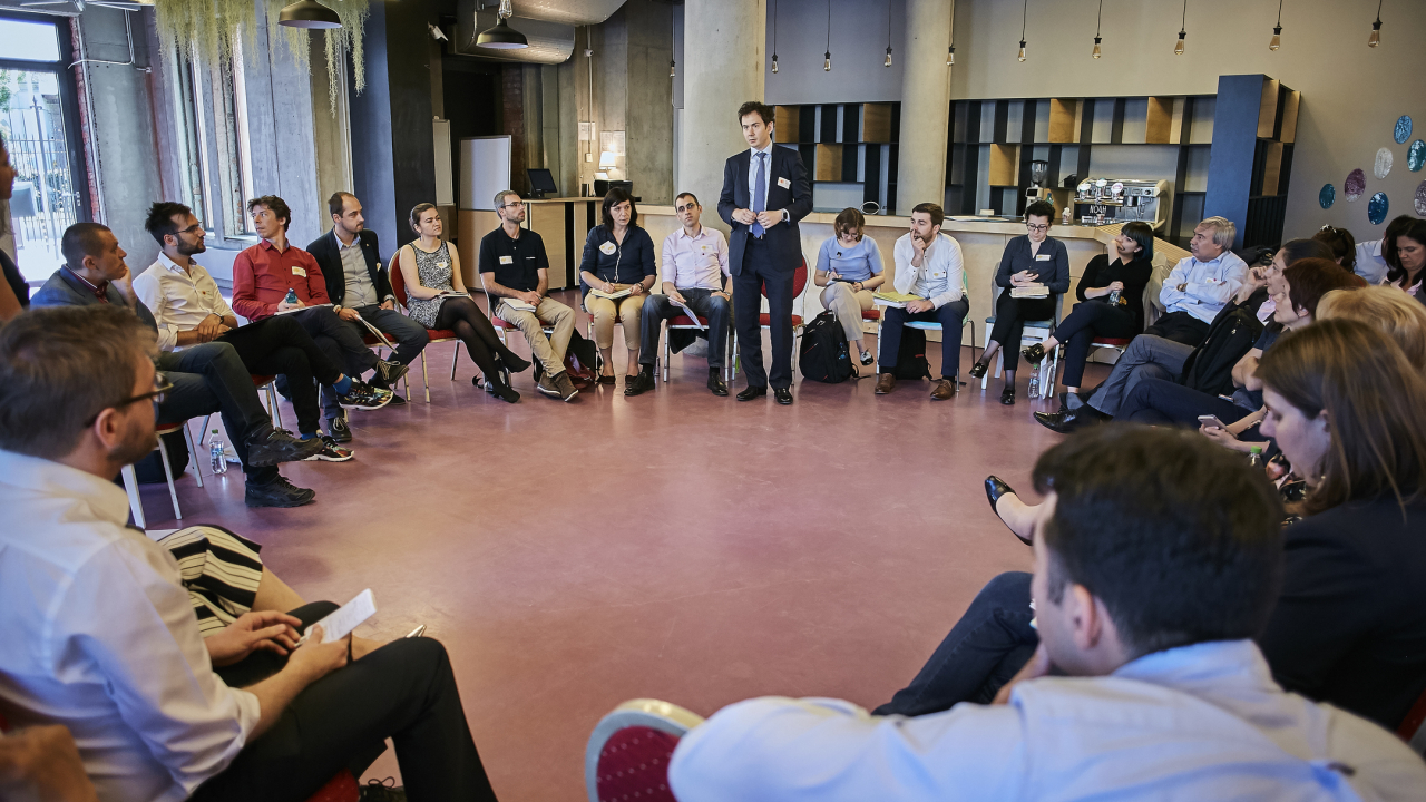 Cea mai mare rețea pentru antreprenori sociali ajunge în România