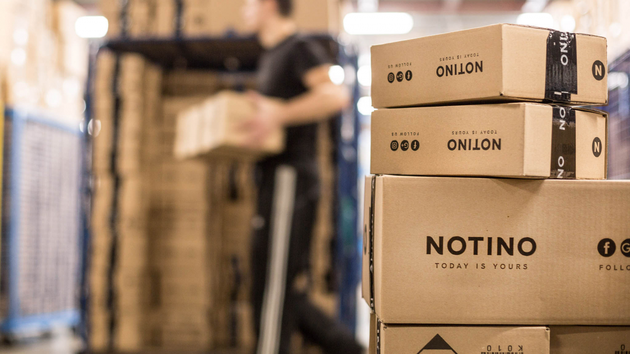 Cât aduc clienții români în încasările Notino? Rezultatele e-shop-ului în 2019