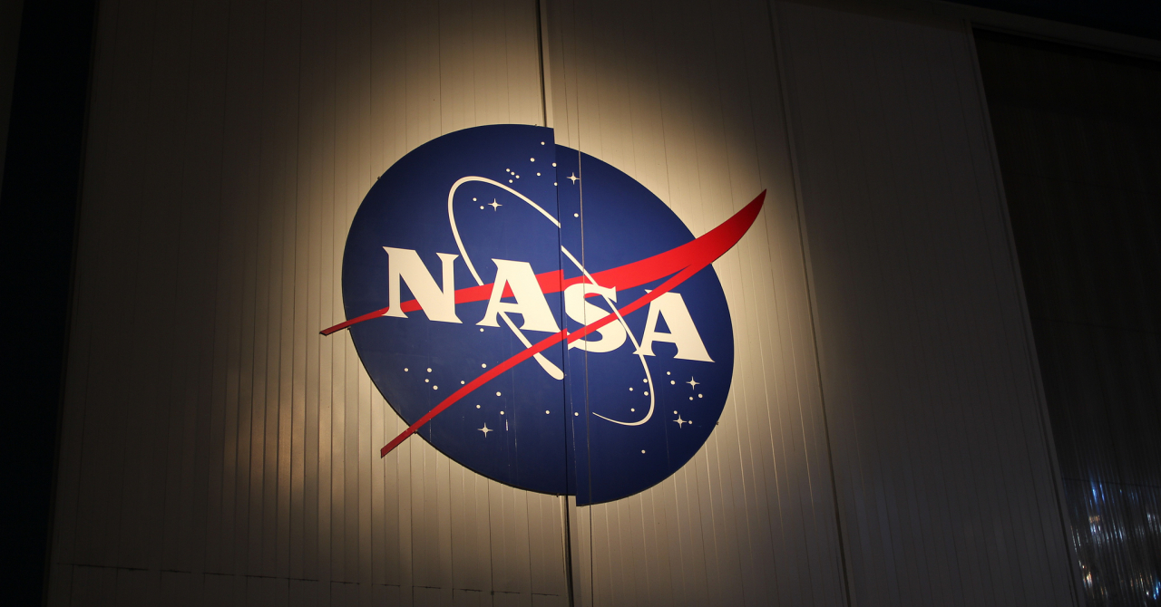 Construiește aplicații utile pentru NASA la București și Cluj