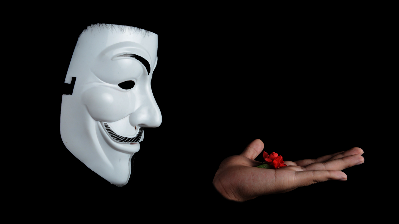 Premieră în România: hackerii asaltează străzile Bucureștiului