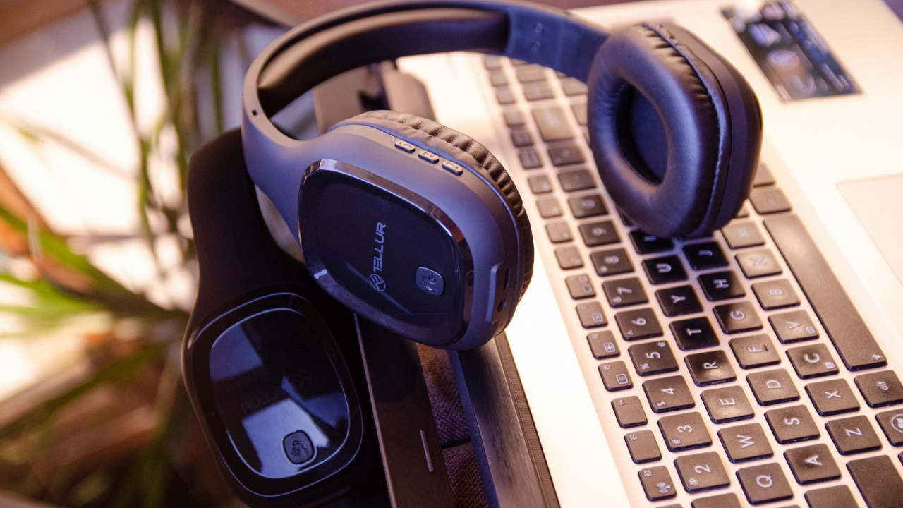 Tellur, brandul românesc de accesorii, vânzări de 12,3 milioane de euro în 4 ani