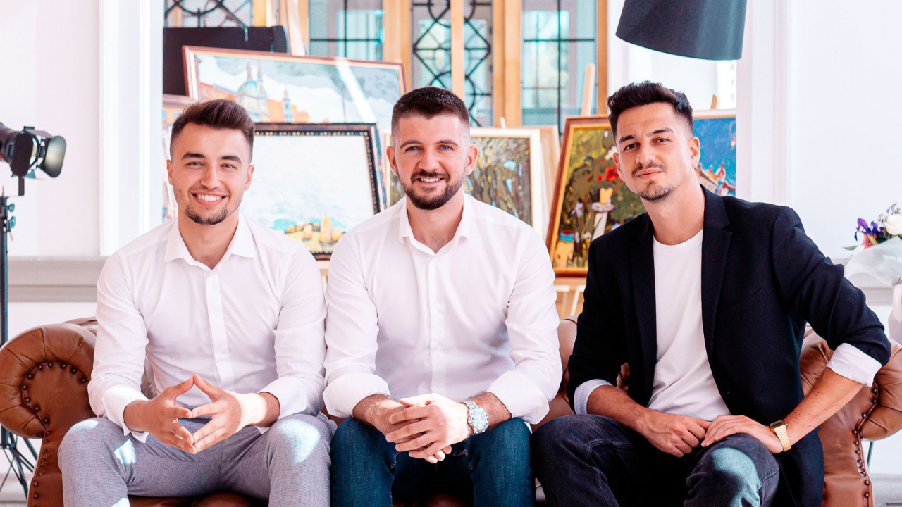 Românii de la BOOKR vizează o rundă pre-seed de 100k euro. 1 mil. euro evaluare