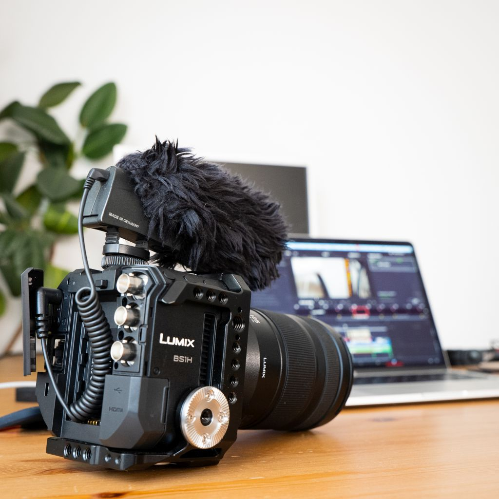 Panasonic lansează BS1H, o cameră de cinema full-frame și compactă