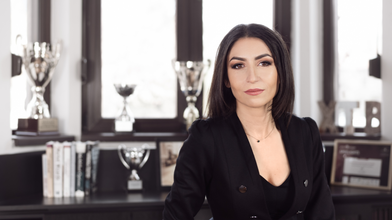 0% comision la tranzacționarea de acțiuni pe piețe externe, precum Tesla, Netflix sau Amazon