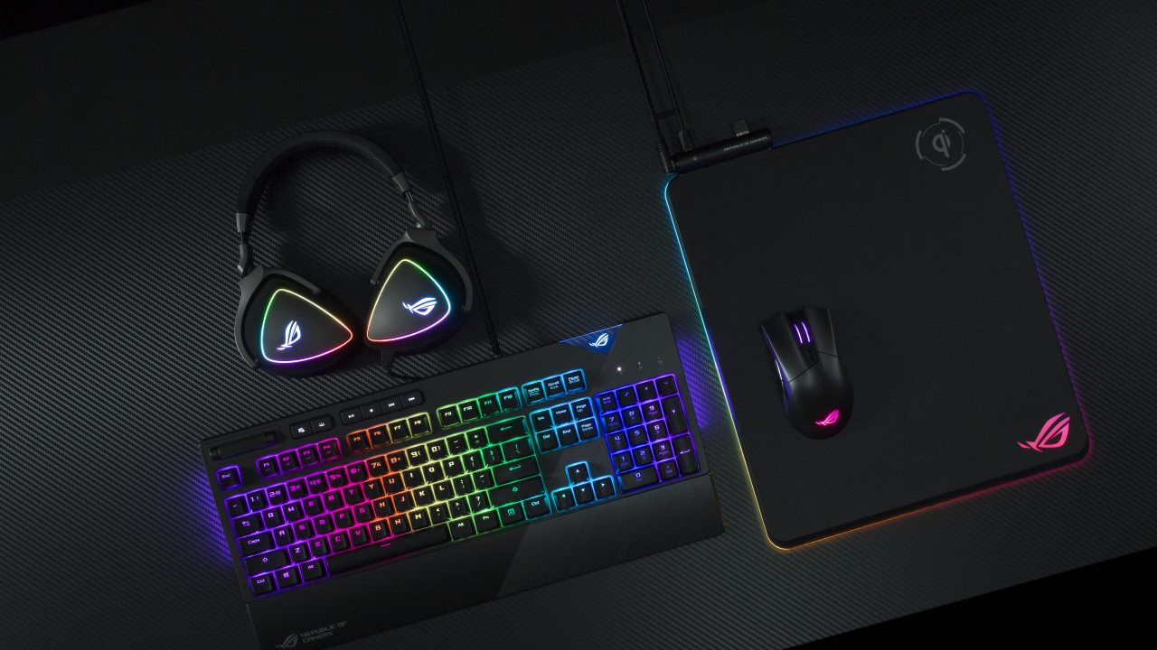 Idei de cadouri pentru Crăciun: căști de gaming pentru prietenii tăi