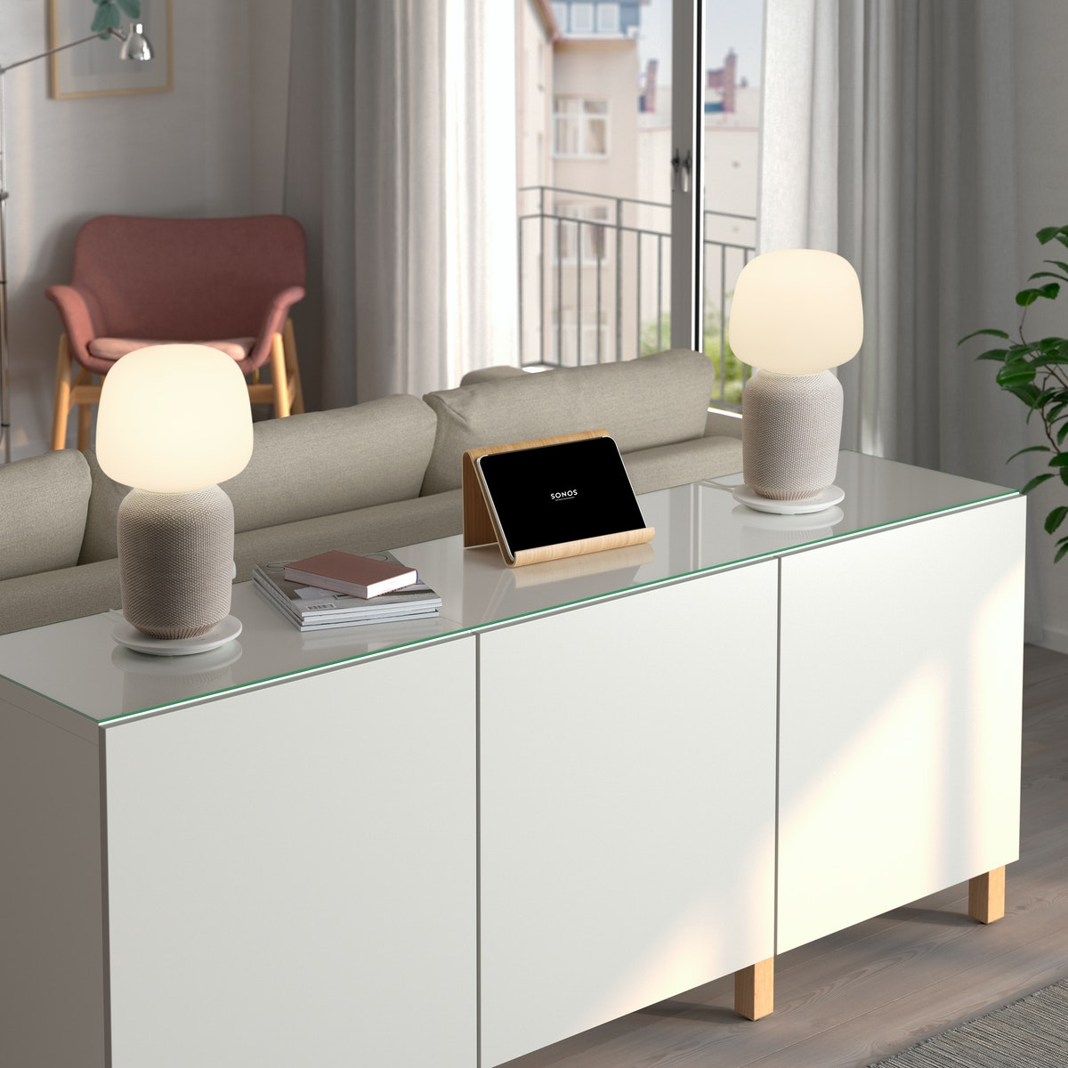 Symfonisk: Gadgeturile IKEA și Sonos se potrivesc la fix în casa ta