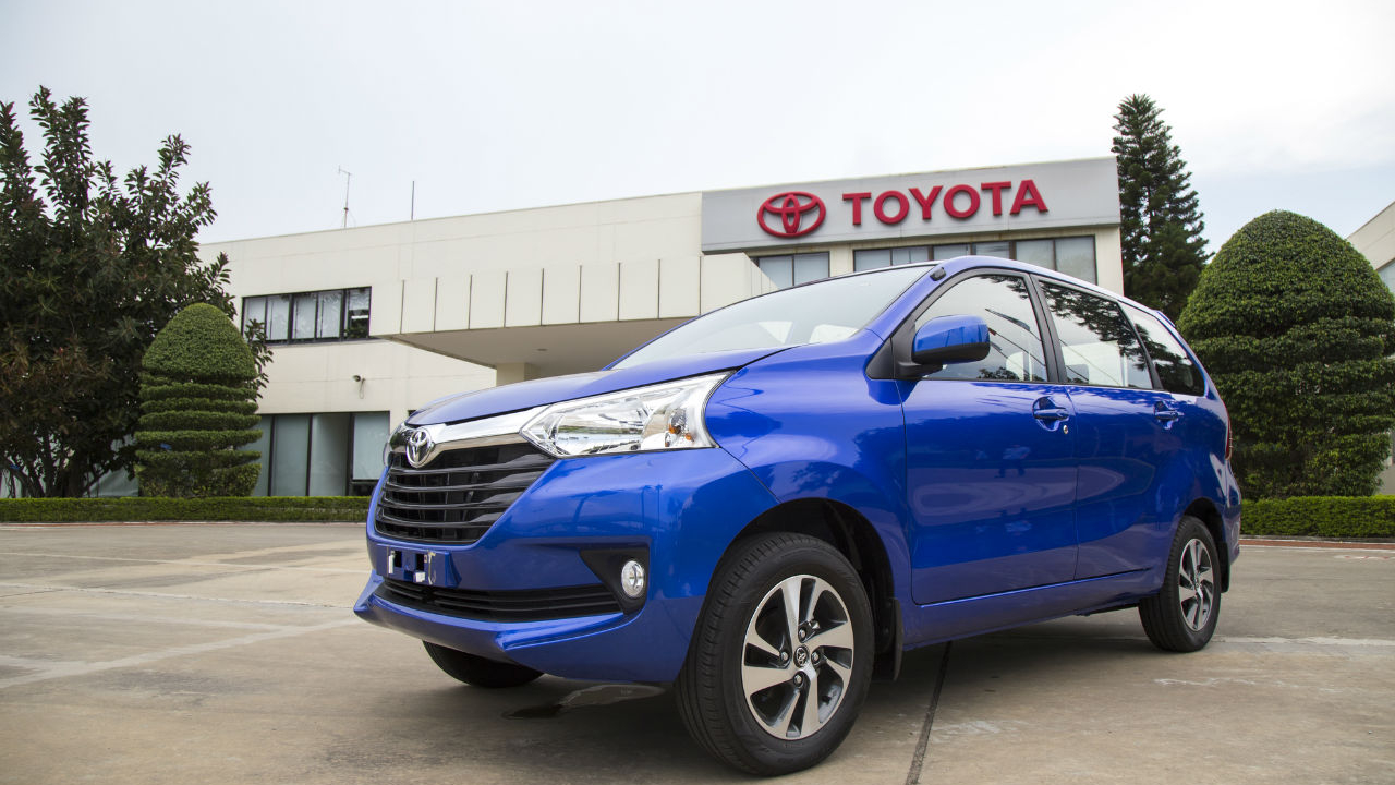 Toyota investește 500 mil. dolari în mașinile autonome Uber