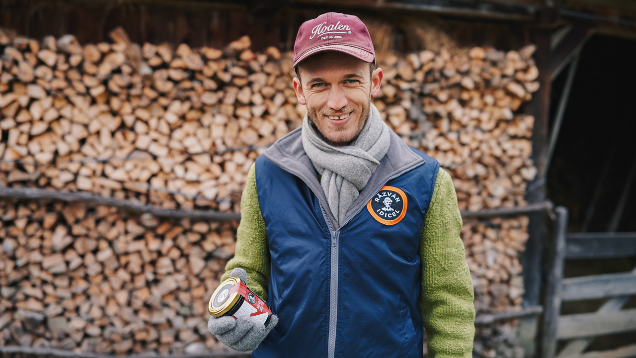 Răzvan Idicel, afacerea cu zacuscă și dulceață făcute la ceaun