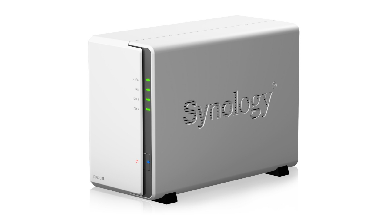 Acest NAS de la Synology e serverul perfect pentru biroul tău de acasă