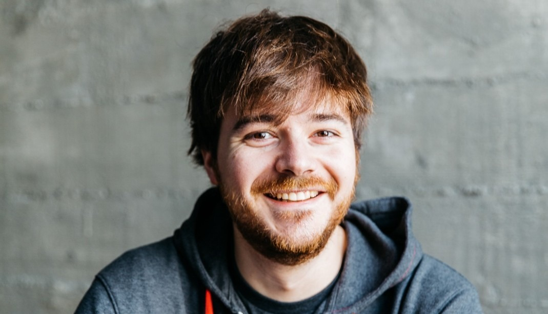 Envoy, startup fondat de românul Larry Gâdea, 111 mil. de $ investiție