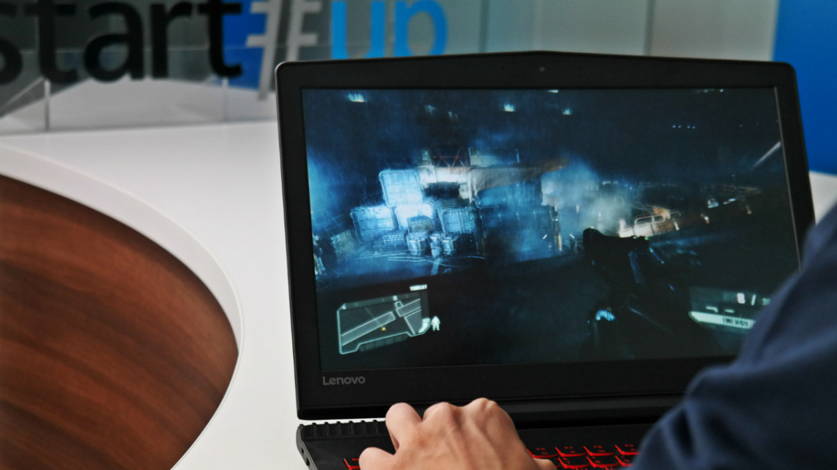 Flanco Black Friday 2017: Laptopuri la ofertă