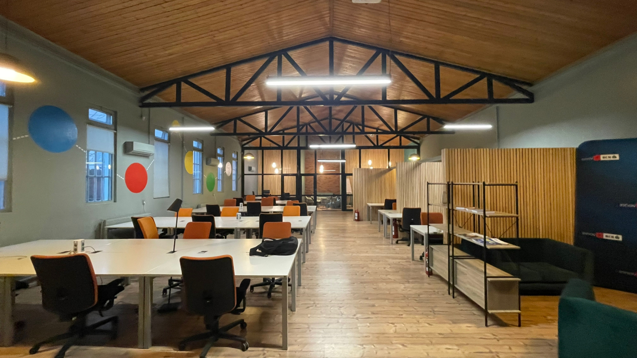 Un nou spațiu de coworking Fab Lab Iași, în parteneriat cu startup-ul Adservio