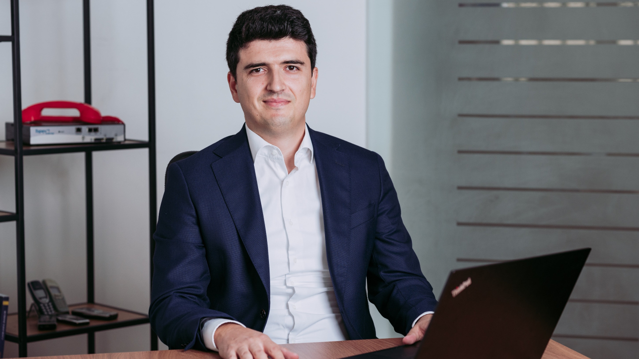 Cum să utilizezi mobile marketing și profiți de SMS-uri